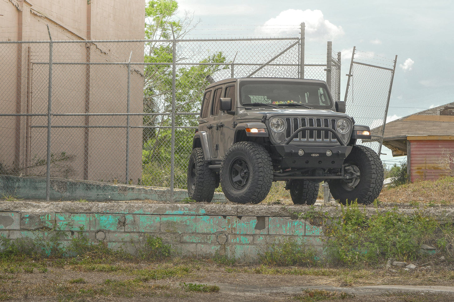 Overland Sector Atlas 17x9 -12 6x135/6x139.7mm 106.2mm Satin Black