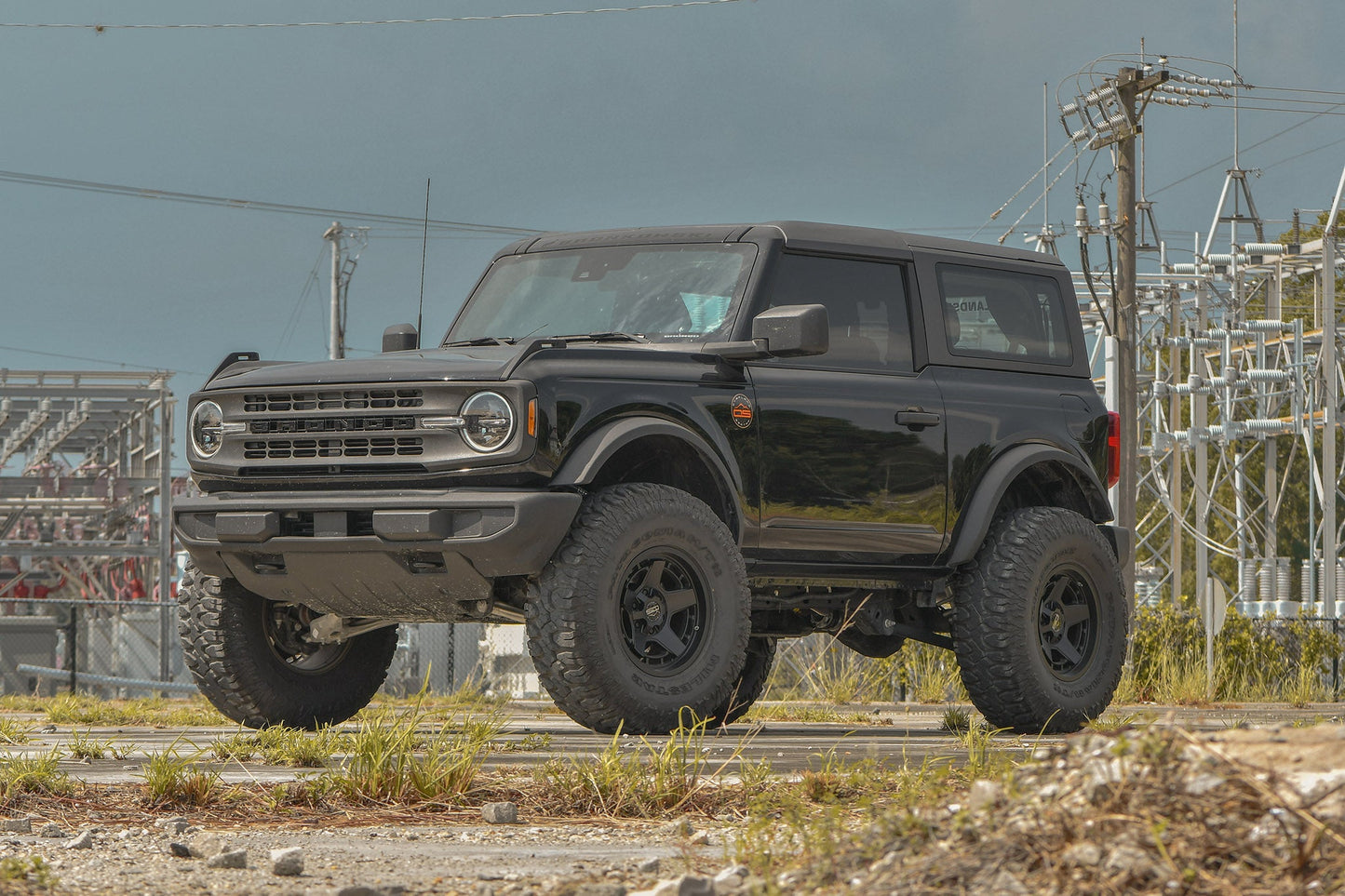 Overland Sector Atlas 17x9 -35 6x135/6x139.7mm 106.2mm Satin Black