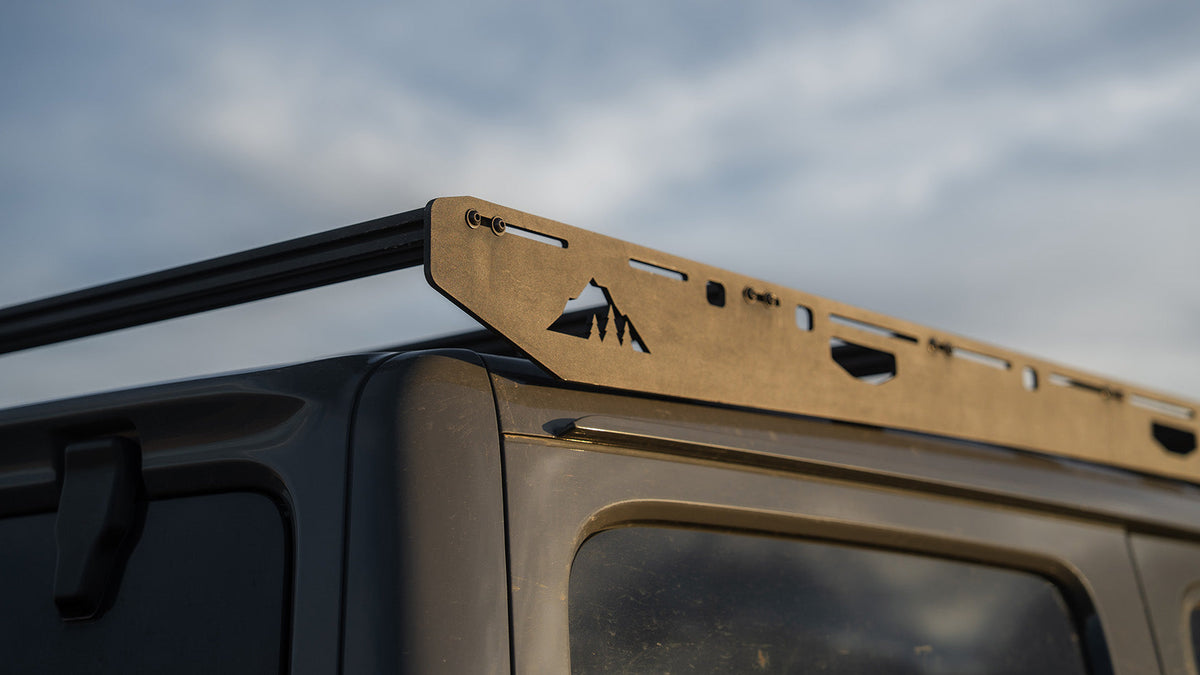 The Jeep JLU QDHD Half Rack