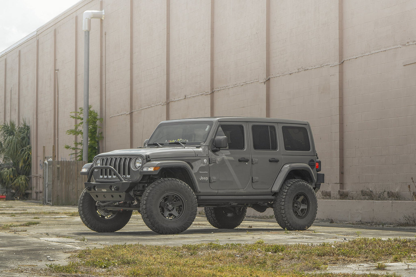 Overland Sector Atlas 17x9 -12 6x135/6x139.7mm 106.2mm Satin Black