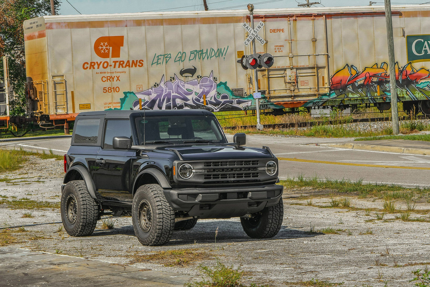 Overland Sector Venture 17x9 -12 6x135/6x139.7mm 106.2mm Satin Bronze