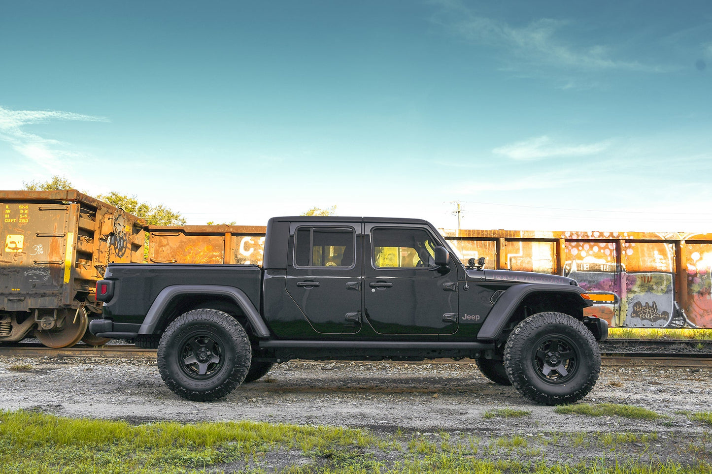 Overland Sector Atlas 17x9 -12 6x135/6x139.7mm 106.2mm Satin Black