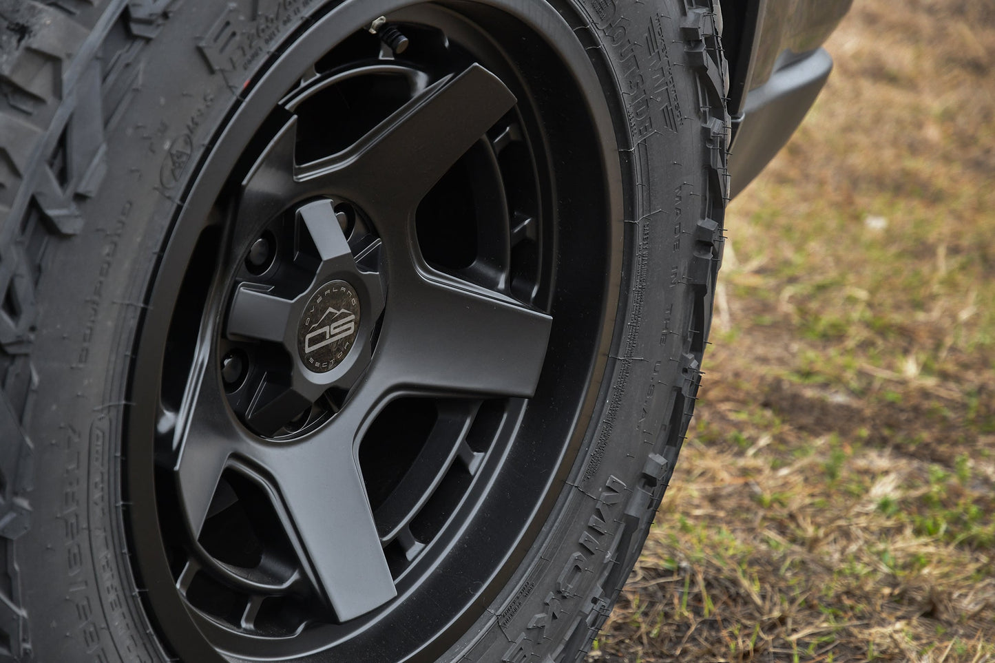 Overland Sector Atlas 17x9 -35 6x135/6x139.7mm 106.2mm Satin Black